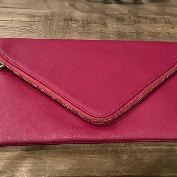four seasons accessories Handbags - NEW Four Seasons Accessories Red Clutch